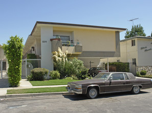 1336 N Citrus Ave in Los Angeles, CA - Building Photo - Building Photo