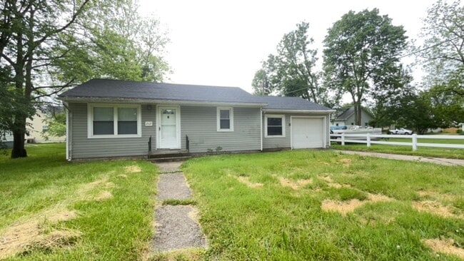 property at 2507 E 8th St