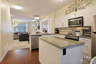 14356-1463A 63A Ave in Surrey, BC - Building Photo - Building Photo