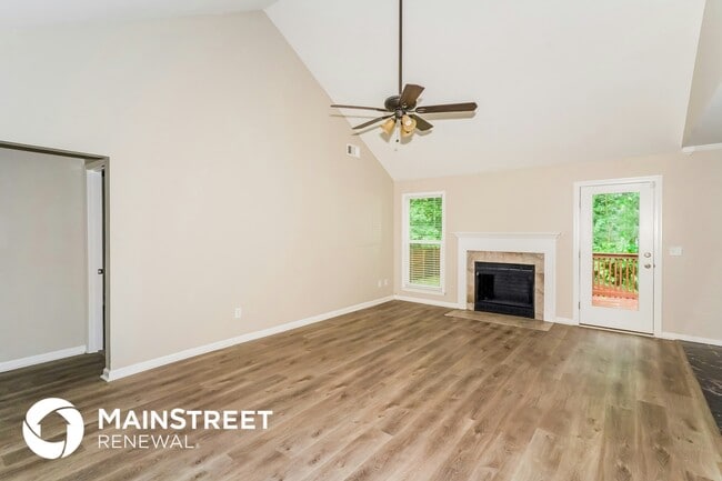 1131 Poplar Hollow Dr in La Vergne, TN - Building Photo - Building Photo