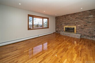 62 Walter Dr in Stony Point, NY - Building Photo - Building Photo