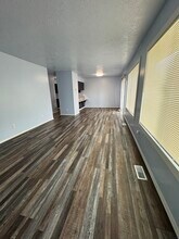 191 47th Ave SE, Unit 191 in Salem, OR - Foto de edificio - Building Photo