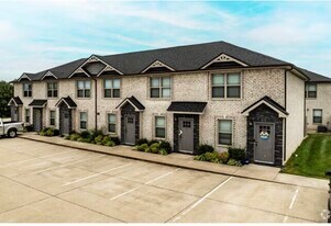 103 Holland Dr. in Clarksville, TN - Building Photo