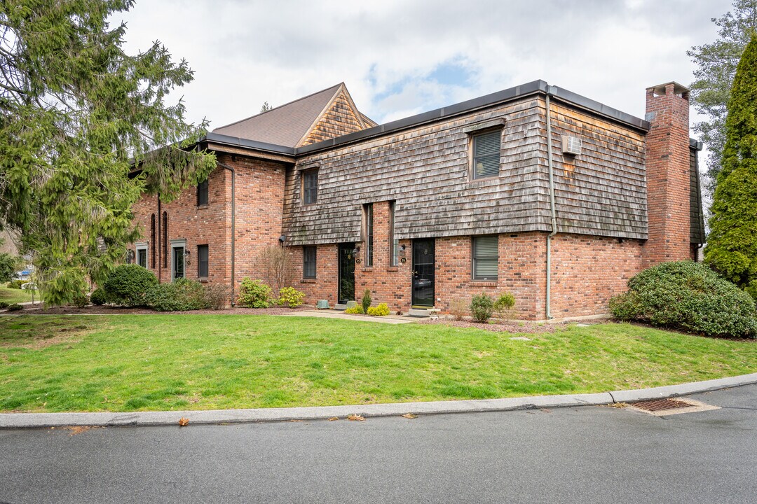 Heritage Cove in Essex, CT - Building Photo