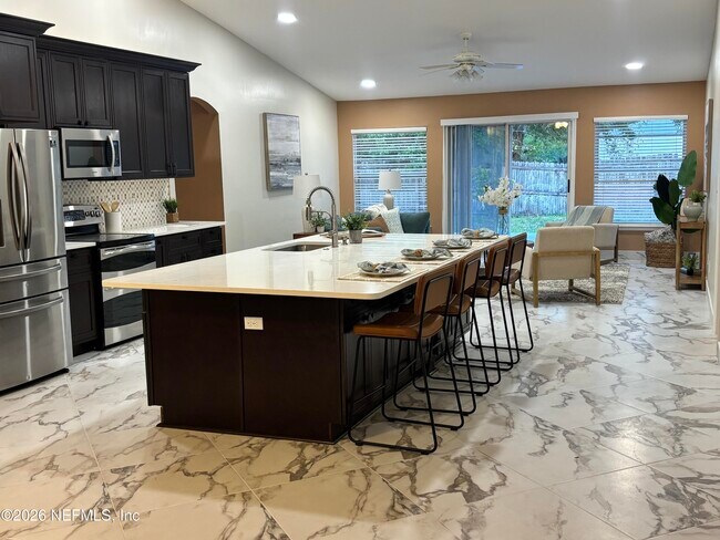 301 Johns Glen Dr