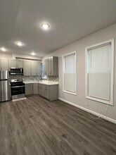 38 Clendenny Ave in Jersey City, NJ - Building Photo - Building Photo