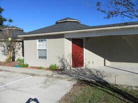 1401 Gulf Ave in Panama City, FL - Building Photo