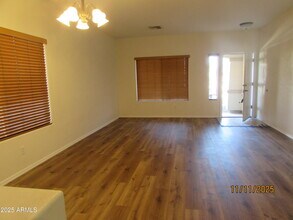 102 N 118th Ave in Avondale, AZ - Building Photo - Building Photo