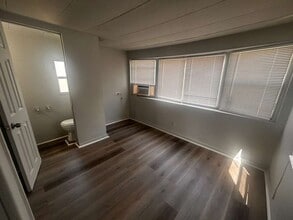 710 S 50th St in Tampa, FL - Building Photo - Building Photo