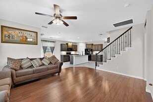 9137 Grovehurst Rd in Fort Worth, TX - Building Photo