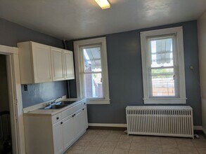 3329 Ward St in Pittsburgh, PA - Building Photo - Building Photo