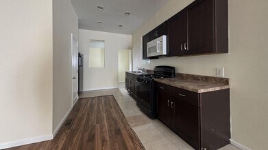 1829 N 28th St in Philadelphia, PA - Building Photo - Building Photo