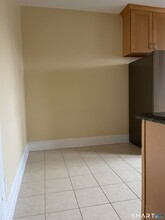 890 Farmington Ave in West Hartford, CT - Building Photo - Building Photo
