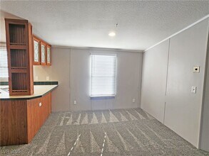 320 W Comstock Cir N in Pahrump, NV - Building Photo - Building Photo