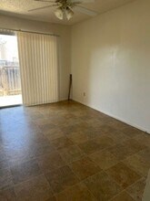 112 S M St in Lompoc, CA - Building Photo - Building Photo
