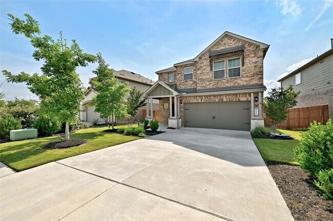 6820 Llano Stage Trl in The Hills, TX - Building Photo - Building Photo