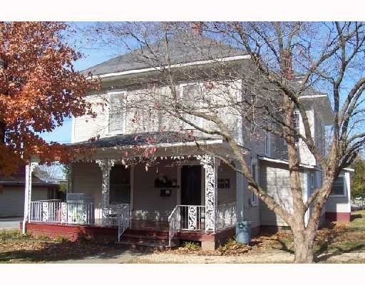 Leslie House Apartments in Siloam Springs, AR - Building Photo - Building Photo