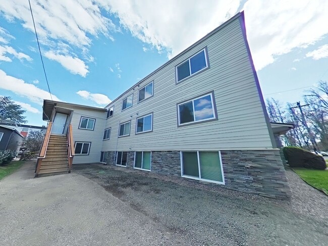 property at 113 NW 11th St