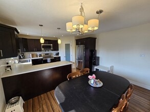 4703-4759 59 St in Cold Lake, AB - Building Photo - Building Photo