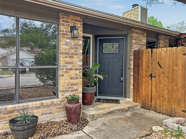 8503 Wood Arbor in San Antonio, TX - Building Photo - Building Photo