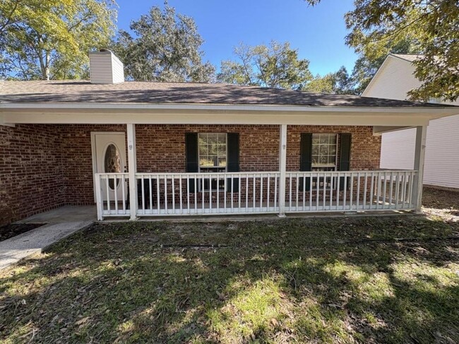 1508 Beachview Dr in Ocean Springs, MS - Building Photo - Building Photo