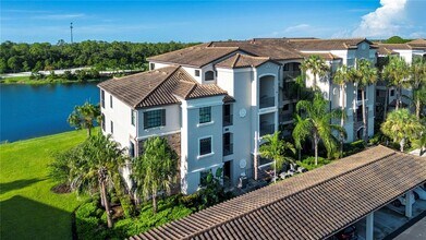 16804 Vardon Ter, Unit 201 in Bradenton, FL - Building Photo - Building Photo