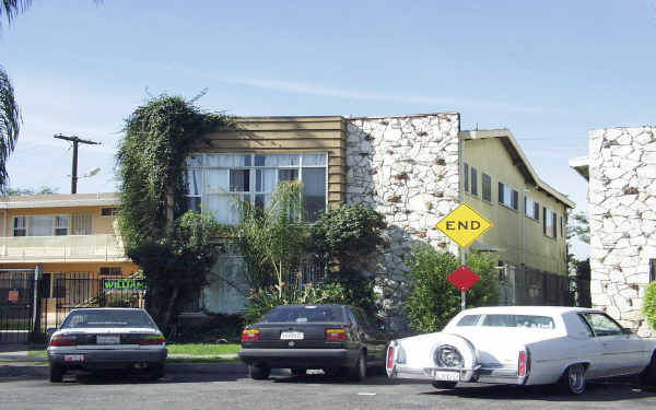 4142 Palmwood Dr in Los Angeles, CA - Building Photo