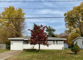 2721 E Walnut St in Springfield, MO - Building Photo