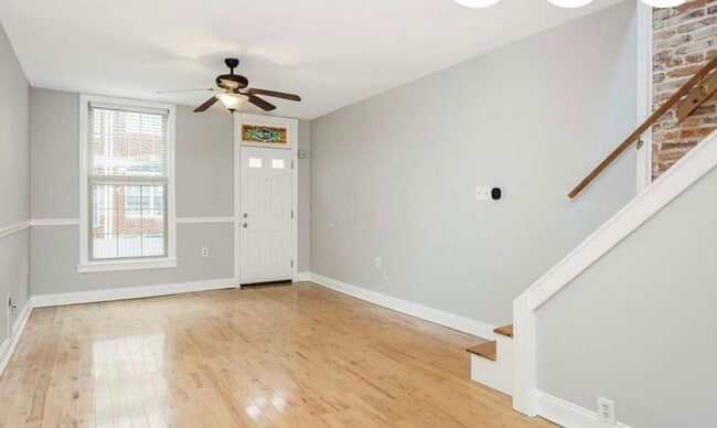 property at 1011 S Robinson St