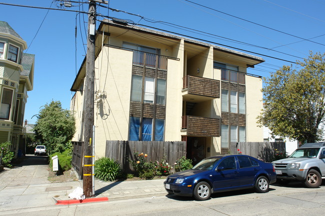 1528 Oxford St in Berkeley, CA - Building Photo - Building Photo