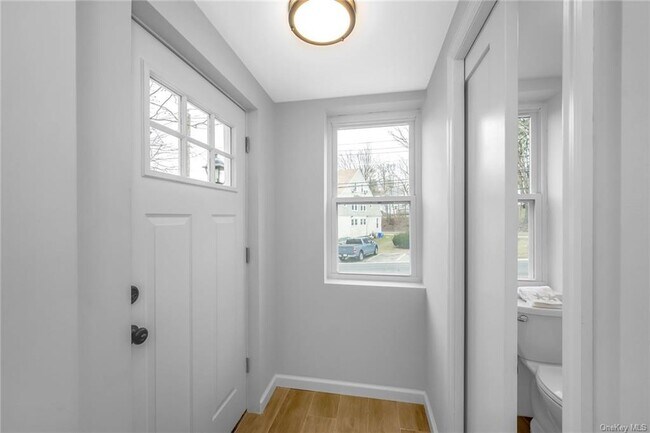 57 Stafford St, Unit 57 in Briarcliff Manor, NY - Building Photo - Building Photo