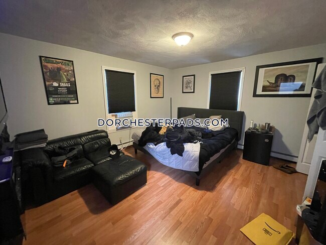 7 Whitman St in Boston, MA - Building Photo - Building Photo
