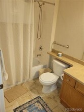 2260 S Vaughn Way in Aurora, CO - Building Photo - Building Photo