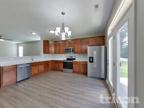 8140 Elsen Ridge in Avon, IN - Building Photo - Building Photo