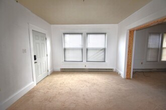 509-511 Burke St in Jersey Shore, PA - Foto de edificio - Building Photo