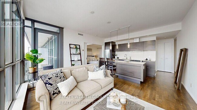 8-2708 Charlotte St in Toronto, ON - Building Photo - Building Photo