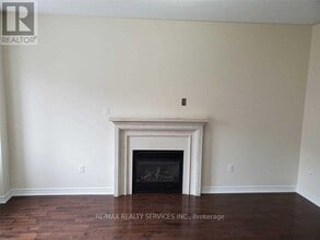 16 Swancreek Ct in Brampton, ON - Building Photo - Building Photo