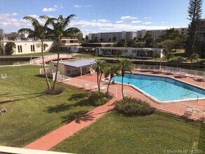 2859 Leonard Dr-Unit -G308 in Aventura, FL - Building Photo - Building Photo