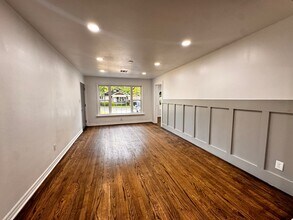 1117 W Symmes St in Norman, OK - Building Photo - Building Photo