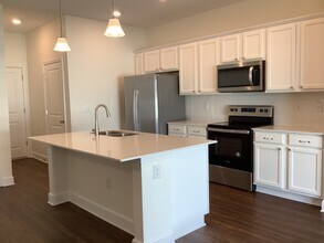 4522 Birdsong Dr in Palmetto, FL - Foto de edificio - Building Photo