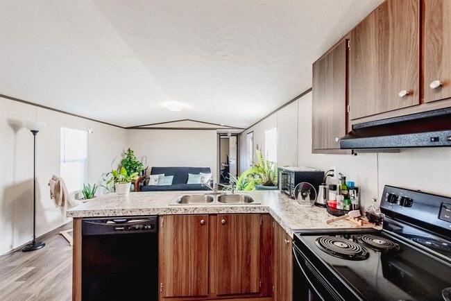 1158 Rd 5720 in Cleveland, TX - Building Photo - Building Photo
