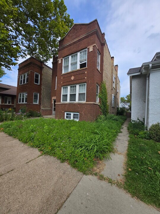 5311 N Kimball Ave, Unit 2 in Chicago, IL - Foto de edificio