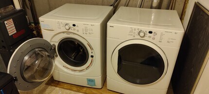 23 Deer Path in Maynard, MA - Foto de edificio - Building Photo