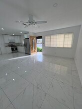 797 S Amber St in Tulare, CA - Building Photo - Building Photo