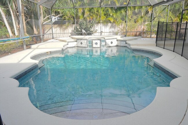 781 SW Dolores Ave in Port St. Lucie, FL - Building Photo - Building Photo