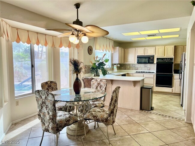 property at 2404 Floyd Ct