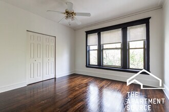 4112 N Broadway St, Unit 2 in Chicago, IL - Foto de edificio - Building Photo