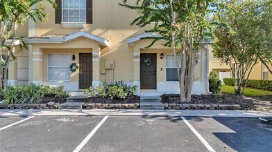 8525 Trail Wind Dr in Tampa, FL - Building Photo - Building Photo