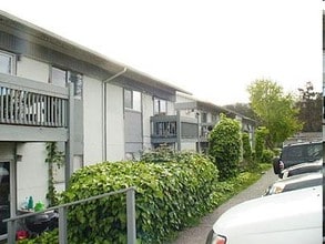 Woodridge Apartments in Arcata, CA - Foto de edificio - Building Photo