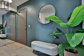 2 Teagarden Ct in Toronto, ON - Building Photo - Building Photo